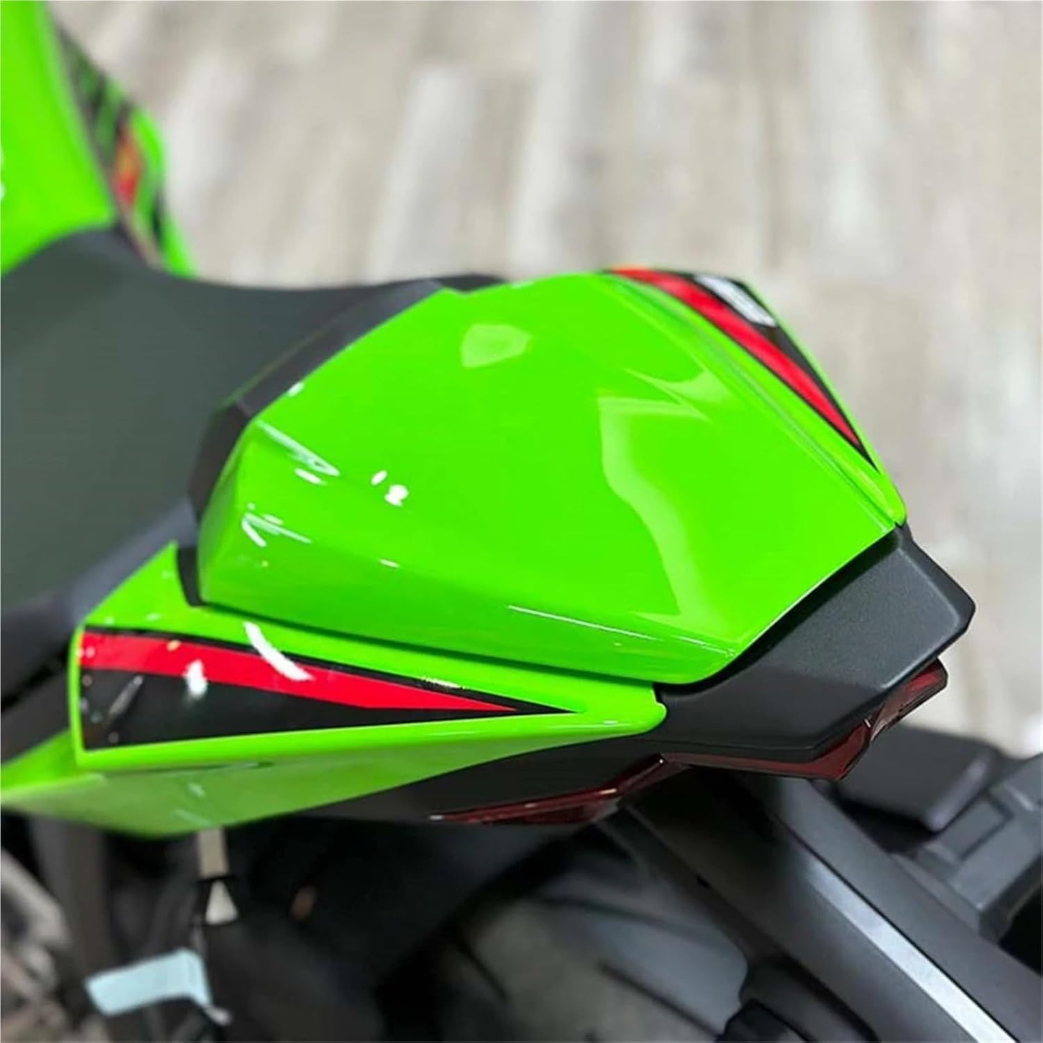 ネコ バイクマフラー カワサキ用 ZX6R 用 ZX10 Z900 オートバイの排気